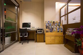 Seed Hotel