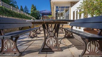 Harper's Steakhouse with Rooms, Haslemere