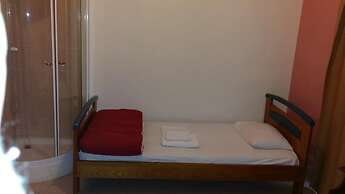 Korydallos Hotel