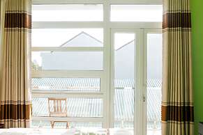 Chau Plus Homestay