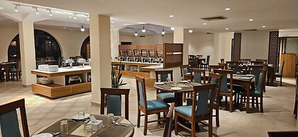 Hotel Lumbini Garden New Crystal