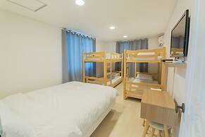 James Blue Guesthouse