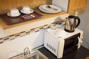 Orawan Suites