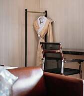 Swiss Lenana Mount Hotel
