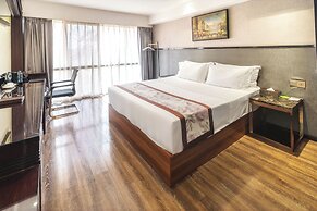 Swiss Lenana Mount Hotel