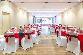 Swiss Lenana Mount Hotel