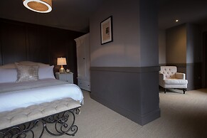 The Lion Hotel - Pub & Restaurant