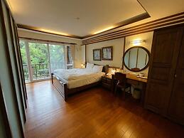 Ailiga Travel Villa