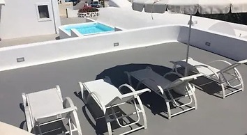 Ayoba Santorini