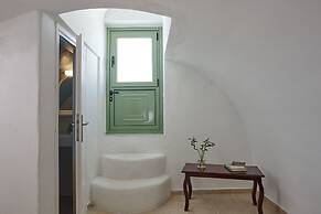 Ayoba Santorini