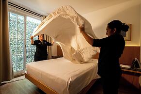 Reforma Guest House