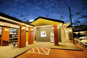 Gallery Hotel