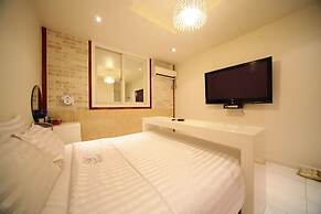 A Hotel Iksan