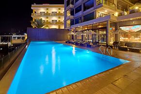 Two Seasons Coron Bayside Hotel
