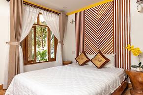 Little Garden Bungalow