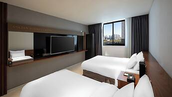 Golden Business Hotel