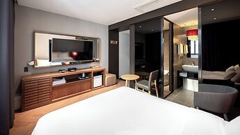 Golden Business Hotel