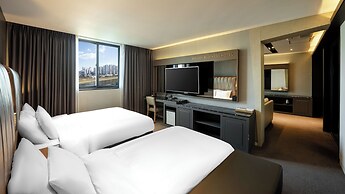 Golden Business Hotel