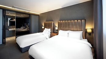 Golden Business Hotel