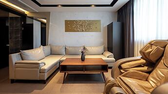 Golden Business Hotel