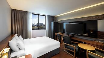 Golden Business Hotel