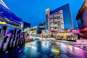Trevi Hotel