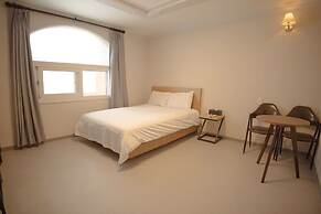 Trevi Hotel