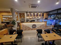 Trevi Hotel