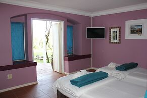 Sugar Hill Manor Guesthouse