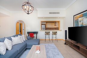 Bespoke Residences - Shoreline Al Nabat