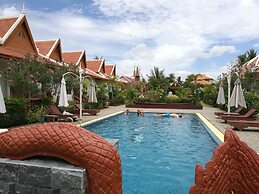 Ravorn Villa Boutique