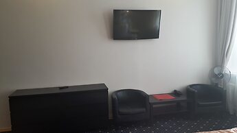 Alexander Hotel