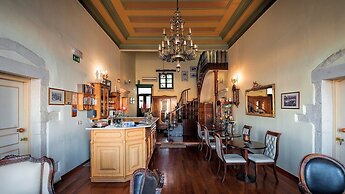 Casa Leone Hotel