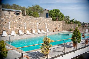 Maria Plomari Apartments