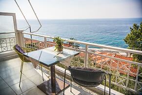 Maria Plomari Apartments