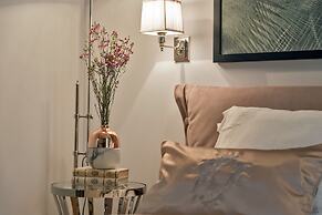 Heritage Hotel 19