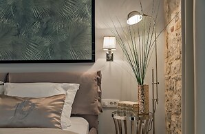 Heritage Hotel 19