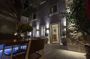 Heritage Hotel 19