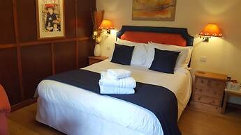Walnut Tree Hotel