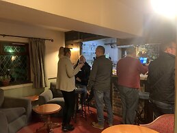 Walnut Tree Hotel