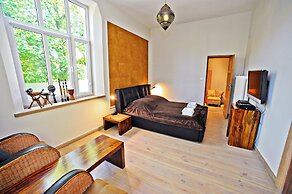 Grand Apartments
