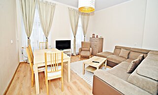 Grand Apartments