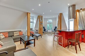 Grand Apartments