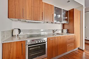 Grand Apartments
