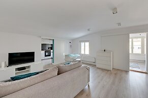 Grand Apartments