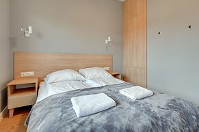 Grand Apartments