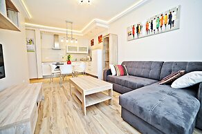 Grand Apartments