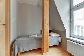 Grand Apartments
