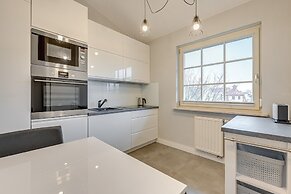 Grand Apartments