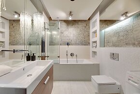 Grand Apartments